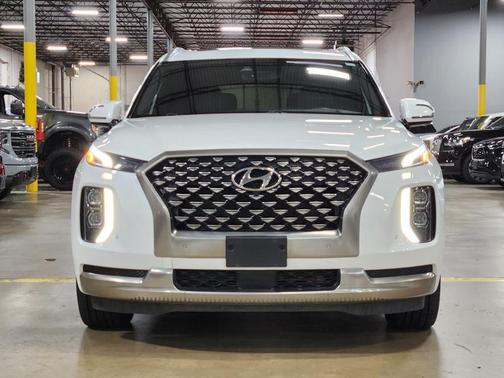 White 2022 Hyundai PALISADE Calligraphy