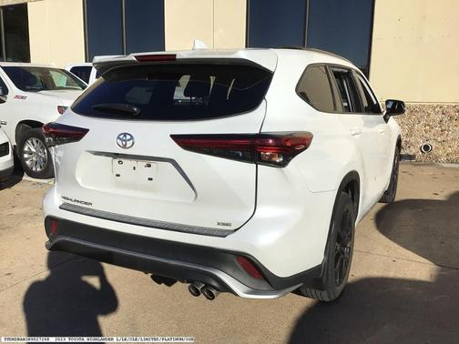 2023 Toyota Highlander XSE