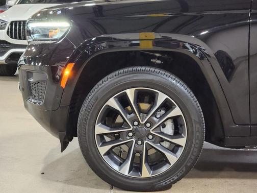 2023 Jeep Grand Cherokee Overland