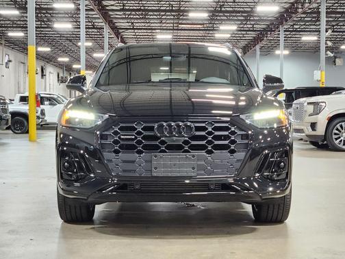 2024 Audi Q5 45 S line quattro Premium