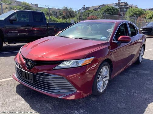 2020 Toyota Camry XLE