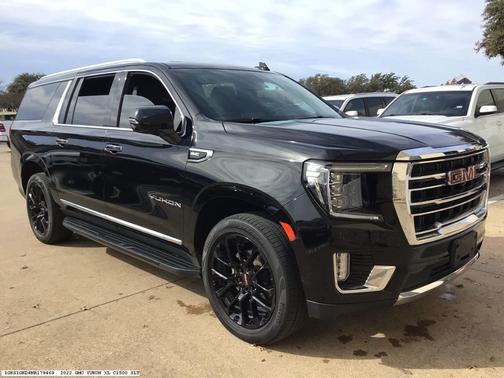 2022 GMC Yukon XL SLT