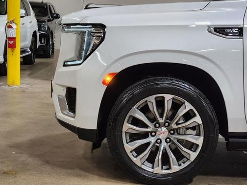 White 2021 GMC Yukon Denali