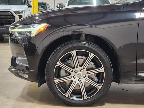 Black 2020 Volvo XC60 T6 Inscription