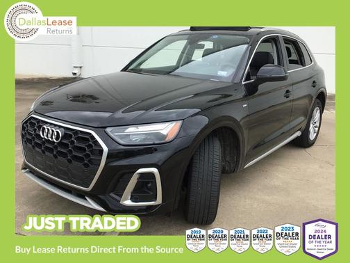 Mythos Black Metallic 2022 Audi Q5 45 S line quattro Premium