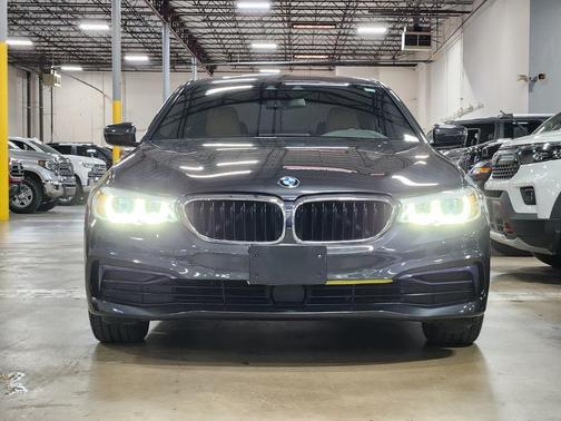 2019 BMW 530 i xDrive