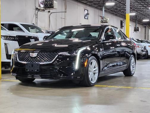 2024 Cadillac CT4 Luxury