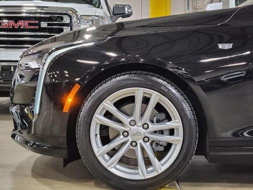 2024 Cadillac CT4 Luxury
