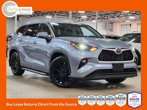 2022 Toyota Highlander LE