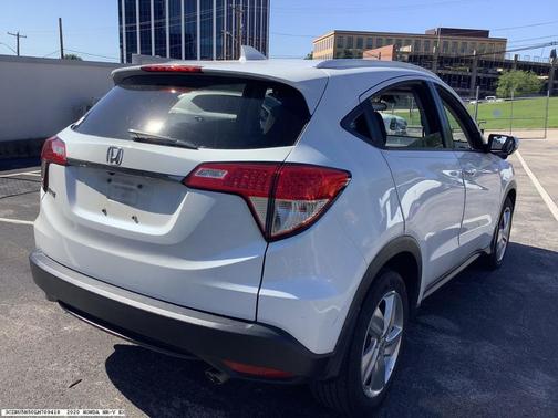White 2020 Honda HR-V EX