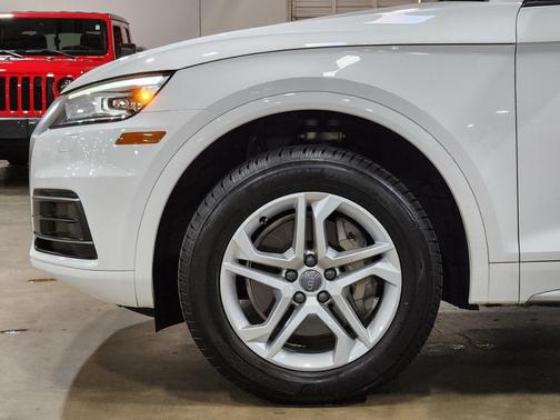 2018 Audi Q5 2.0T Tech Premium