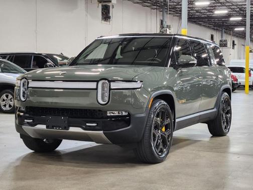 2023 Rivian R1S Launch Edition