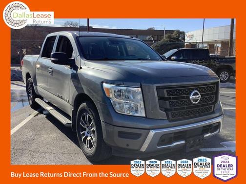 2020 Nissan Titan SV