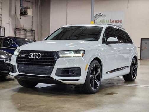 2019 Audi Q7 55 SE Premium Plus