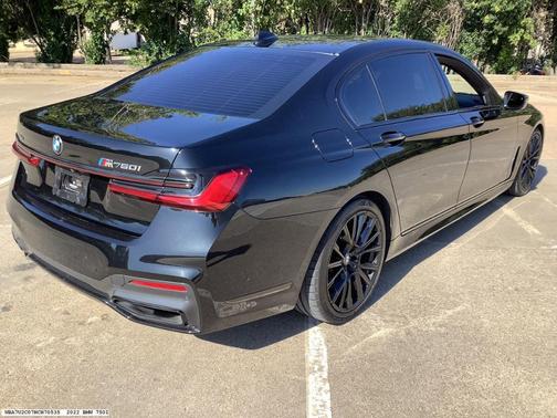 2022 BMW 750 i xDrive