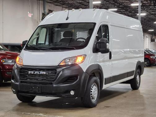 White 2024 RAM ProMaster 2500 High Roof