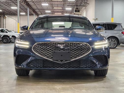 2024 Genesis G70 2.5T