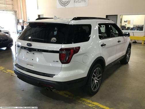 2018 Ford Explorer sport