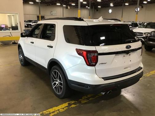 2018 Ford Explorer sport