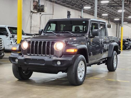 2020 Jeep Gladiator Sport
