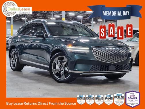 Green 2024 Genesis Electrified GV70 Advanced
