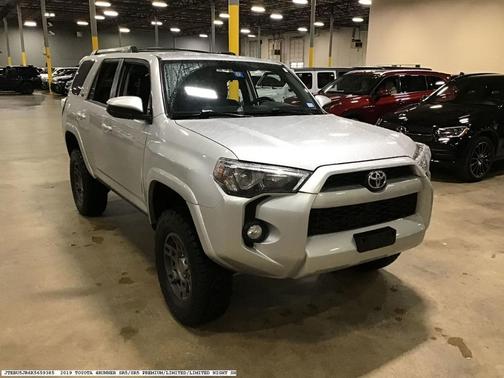2019 Toyota 4Runner SR5