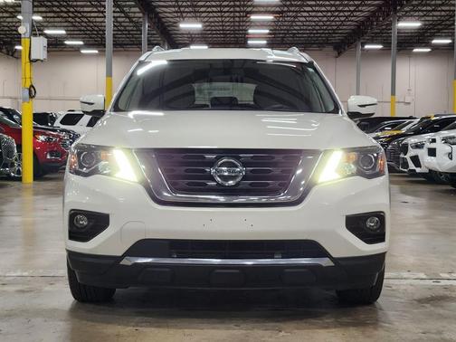 2019 Nissan Pathfinder SV