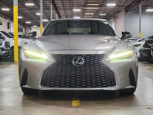 2022 Lexus IS 300 Base