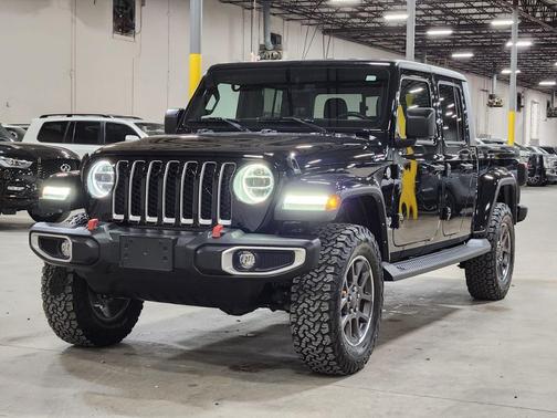 2022 Jeep Gladiator Overland