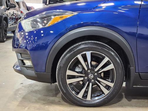 2019 Nissan Kicks SR