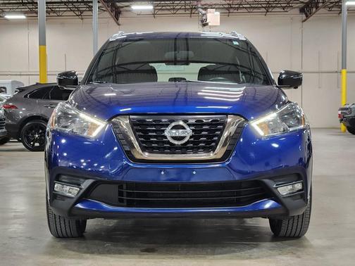 2019 Nissan Kicks SR