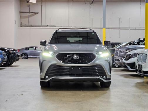 2023 Toyota Highlander XSE