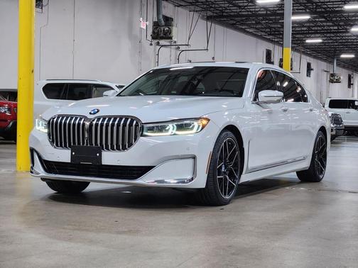 2021 BMW 740 i