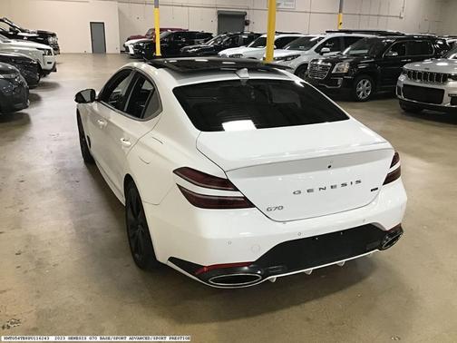 2023 Genesis G70 3.3T