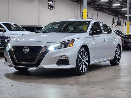 Silver 2020 Nissan Altima 2.5 SR
