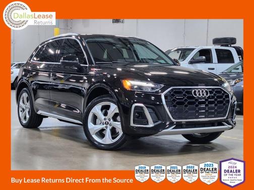 Mythos Black Metallic 2022 Audi Q5 45 S line Premium Plus