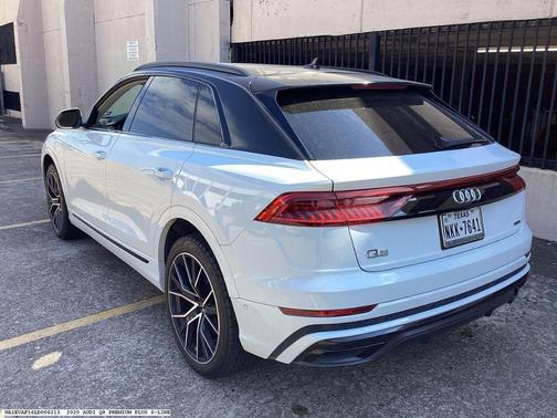 2020 Audi Q8 55 Premium Plus