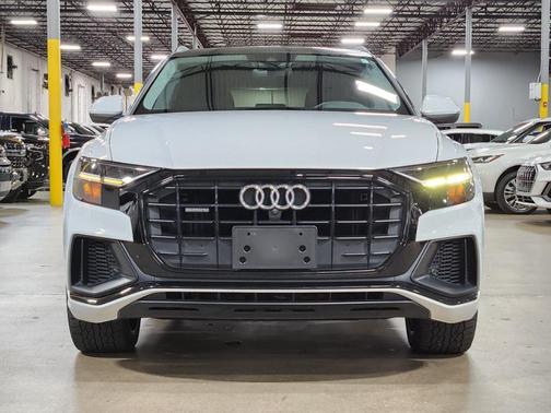 2020 Audi Q8 55 Premium Plus