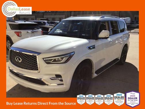 2022 INFINITI QX80 Luxe