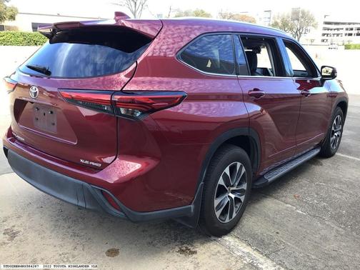 2022 Toyota Highlander XLE