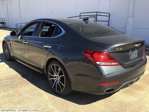 2019 Genesis G70 3.3T Advanced