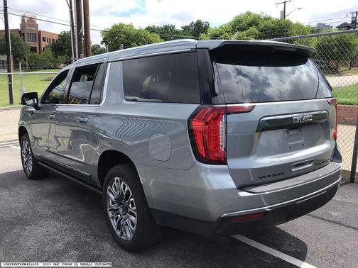 2023 GMC Yukon XL Denali Ultimate
