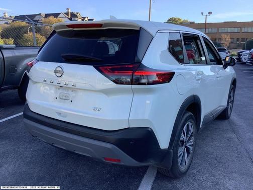 2022 Nissan Rogue SV