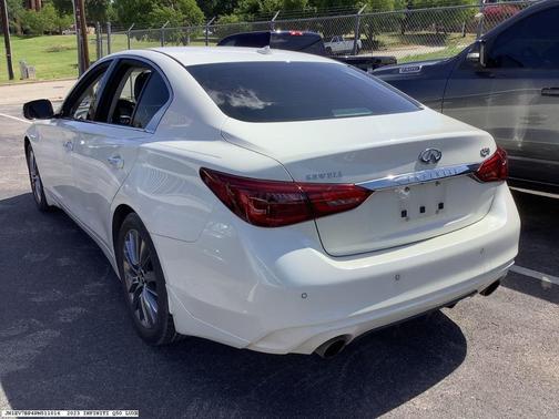 2023 INFINITI Q50 LUXE