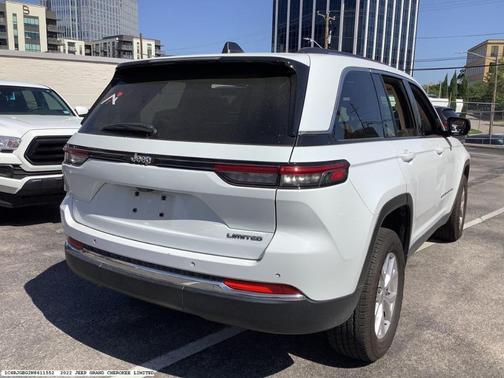 White 2022 Jeep Grand Cherokee Limited