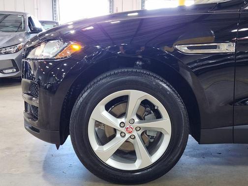2020 Jaguar F-PACE 25t Premium