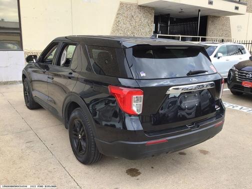 2022 Ford Explorer Base
