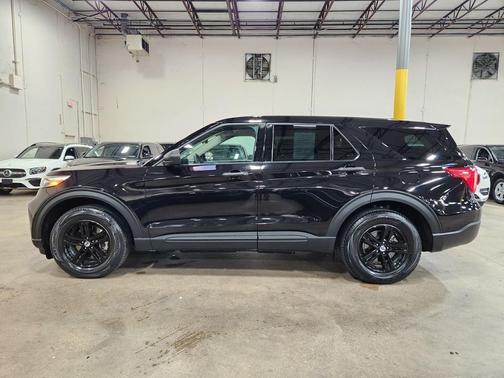 2022 Ford Explorer Base