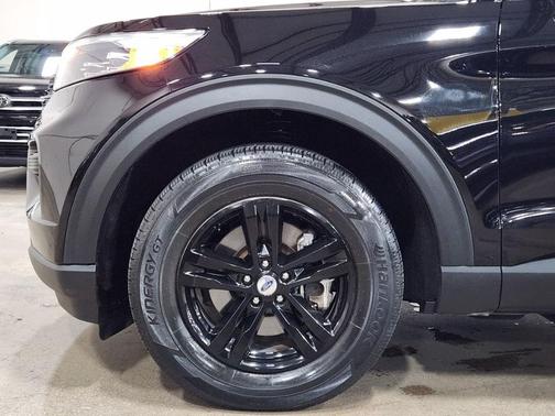 2022 Ford Explorer Base