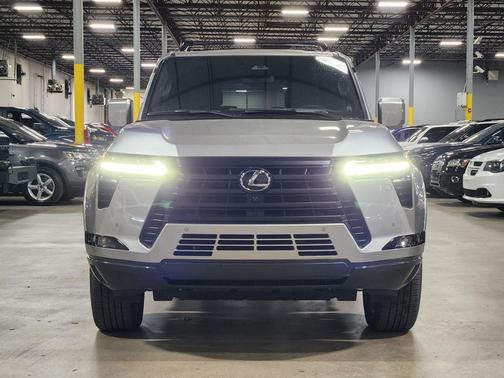 2025 Lexus GX 550 LUXURY+